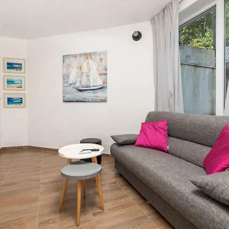 Hébergement de vacances In 47618 Poljane